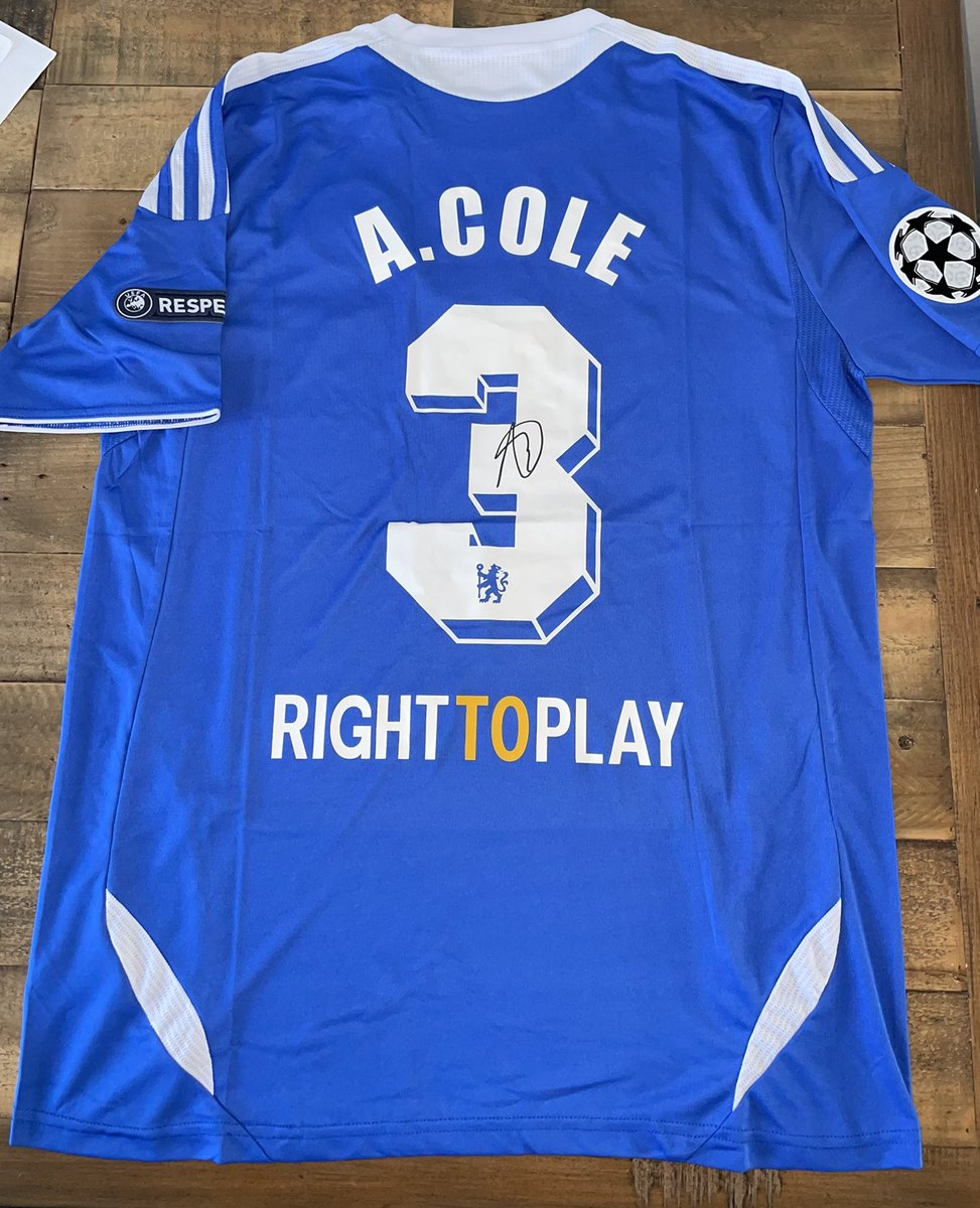 AdamGraphs's tweet image. ASHLEY COLE AND FRANK LAMPARD SIGNED CHELSEA 2012 SHIRTS