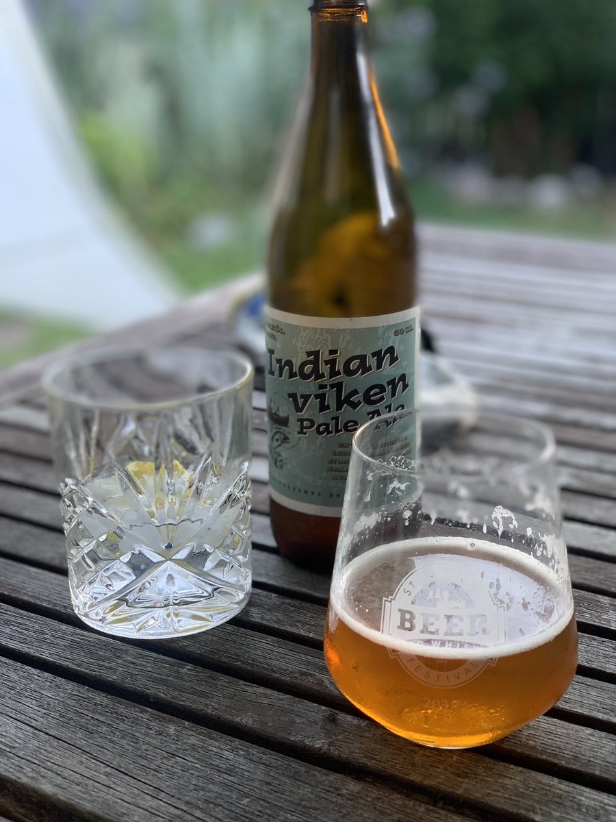DanneNeldell's tweet photo. Semester, GT och öl!! Just nu finns det inte mycket att klaga på! 🍻☀️
#semester #GT #hemester #tacksam #intedirektjobbsugen #localbrew https://t.co/o6AN2pOLsA