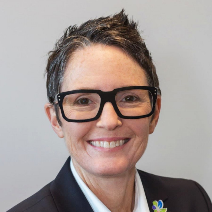 WSCCAddition's tweet photo. Meet Marti Hoffer, CEO of lumenomics, a double-certified minority business and a certified Disadvantaged Business Enterprise manufacturer in Seattle that created one of the nation’s largest window shades for Summit. Learn more about Marti and lumenomics: https://t.co/jypDXPH5se https://t.co/M9psY7c0an