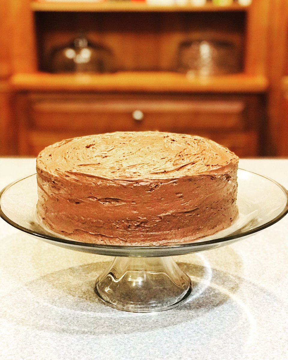 Kish_Parella's tweet photo. And it’s #Fall #submission season again. Funny enough, the waiting just doesn’t get easier. But here are some things I baked while waiting for offers in past years. Ideas for this season’s #procrastibaking? #baking #thingsibakedwhilewaiting #lrsubmissions #lawreviews #lawprof https://t.co/Rsav5BqmQB
