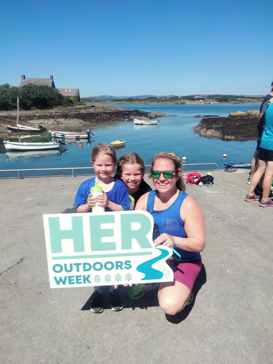 CorkSports's tweet photo. Lots of smiles on @InisUiDrisceoil today for the #activeislands 5k run🌞 54 participants ran, walked, jogged and took a dip in the water  on what was a glorious day 🏃🌅

Many thanks to @HeirIslandSS and the Regattta for the food after 👍

#ActiveCork #findyouroutdoors https://t.co/ptHILyxwaY
