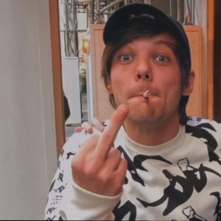 Liamiwillmissu's tweet photo. #fuckyouamazon from the sassy masta. 🖕🏻😘 https://t.co/WCpU0R6Eem