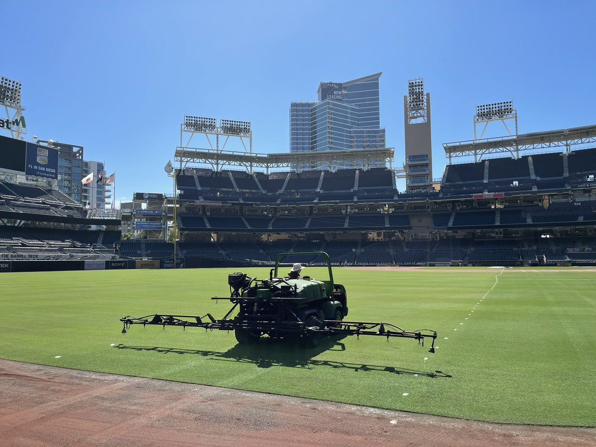 Chad Lewis tweet media