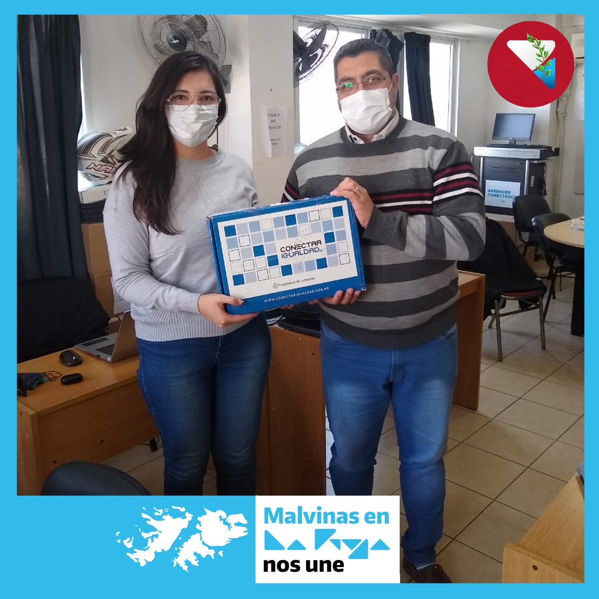 DirGralSistemas's tweet photo. Desde la Dirección de Sistemas aportamos y defendemos la inclusión con apoyo de las Tecnologías. Esta mañana nuestro Director Lic. @CCortes2810 entregó un equipo adaptado para que un alumno con disminución visual continue con su proceso de aprendizaje en la escuela primaria. https://t.co/oaN6AyEEos