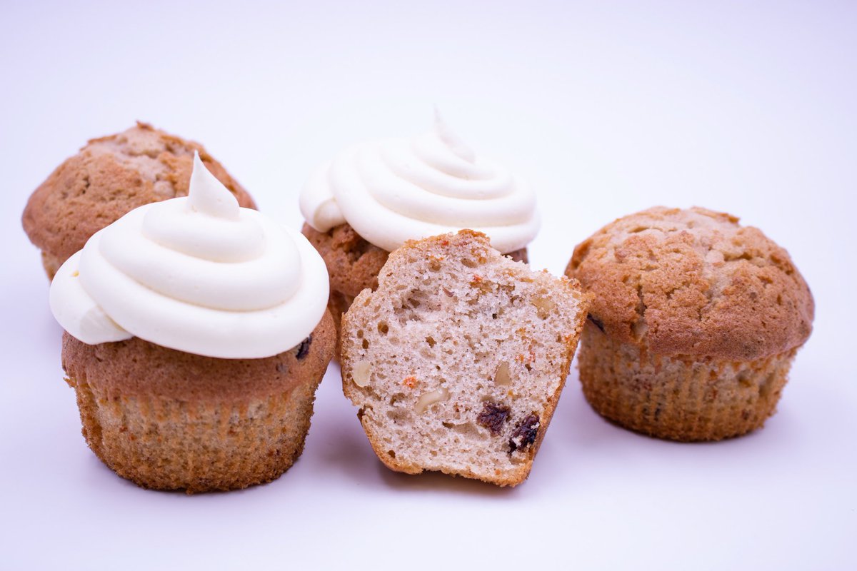 Carrot Cake Cupcakes by Chef Romain Dufour!🧁

#carrotcake #cupcakes #carrotcupcakes #cupcakeaddict