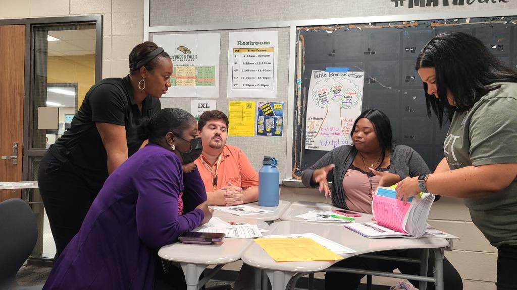 Kahla social studies team growing and glowing as they prepare for another amazing school year. Grateful to be a Kahla Knight! #everyknighteveryday <a href="/kahlams/">Kahla Middle School</a> <a href="/Nyd_Garcia/">Nydia Garcia</a>