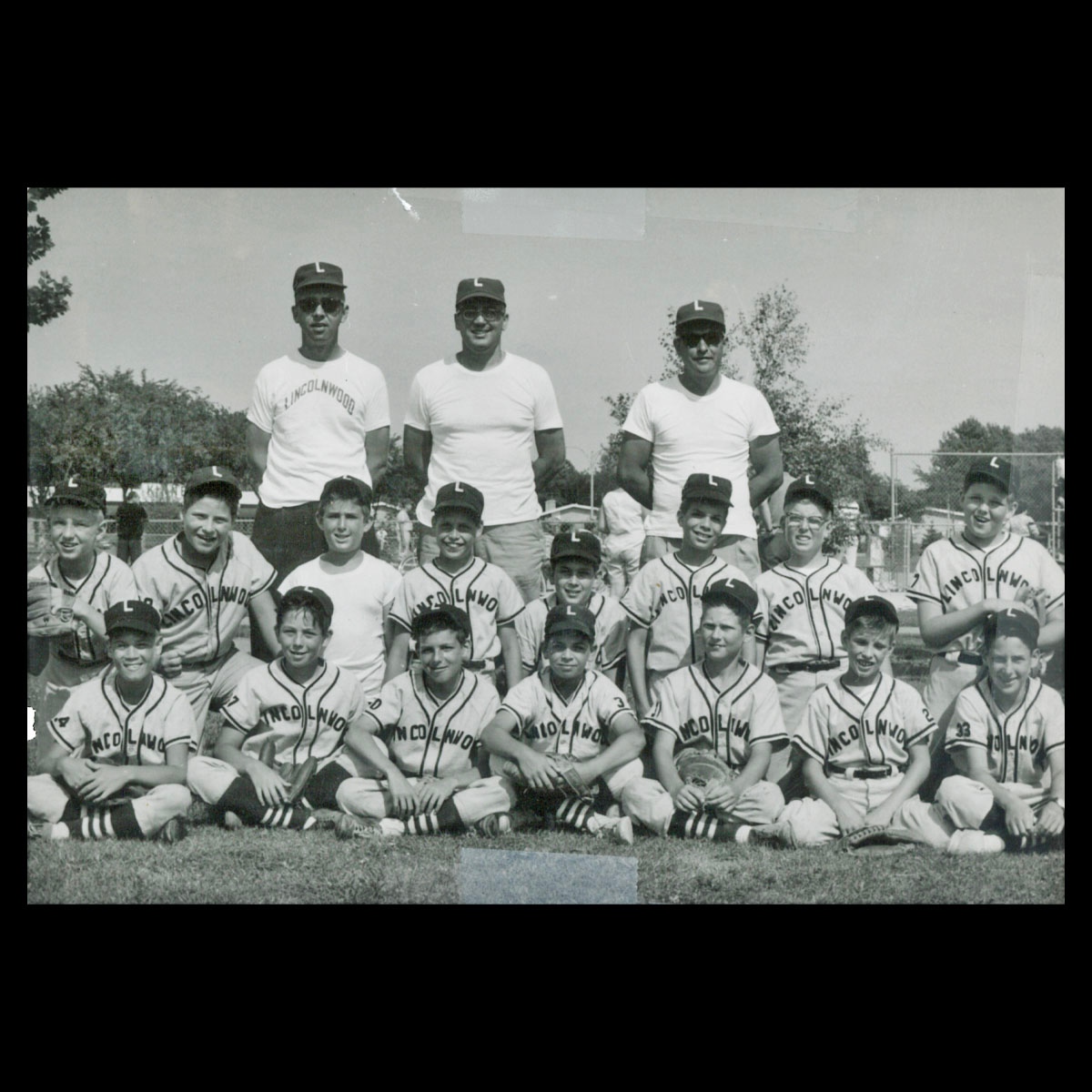 lincolnwoodlib's tweet image. #ThrowbackThursday this week is a team photo from Lincolnwood Youth Baseball from way back. Looking real sharp with the Lincolnwood uniforms! #Lincolnwood #HistoricalCollections #Baseball #Playball