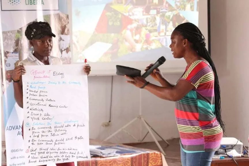 IDEAStweetsUs's tweet image. #Community is #key to solving #environmental #challenges. After all, who knows #local #landscape better than local #people? 💡

#tbt to this IDEAS for Liberia #HIVE meeting hosted in Sep. 2020 🐝 63 people generated environmental solutions together.💥

#thinkglobal #actlocal