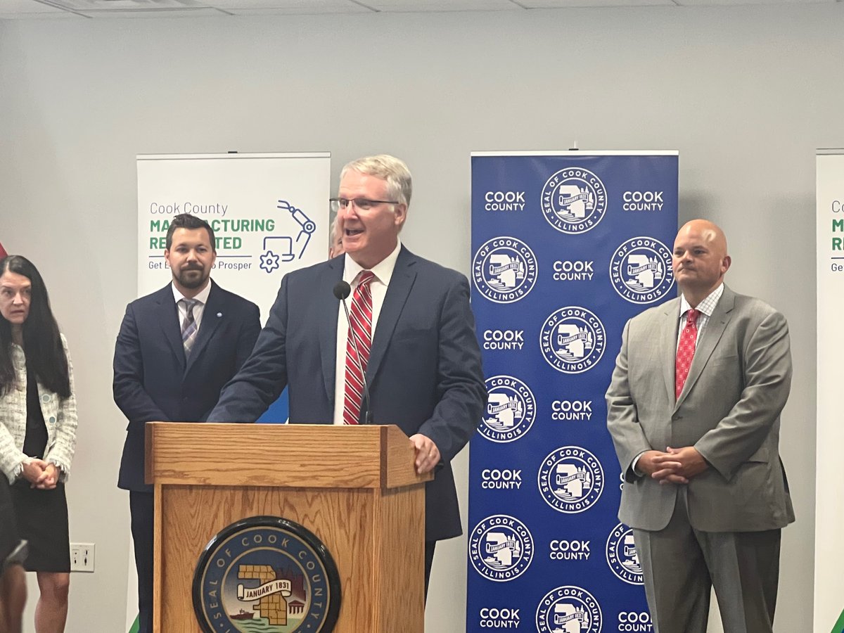 IMECillinois's tweet photo. Today, the Cook County Bureau of Economic Development released the Cook County Manufacturing Reinvented grant program that provides full reimbursement for projects that will help companies improve competitiveness and resiliency.
https://t.co/jTeCpQdQgj

 #madeinil https://t.co/Q5b6gxQJ1W