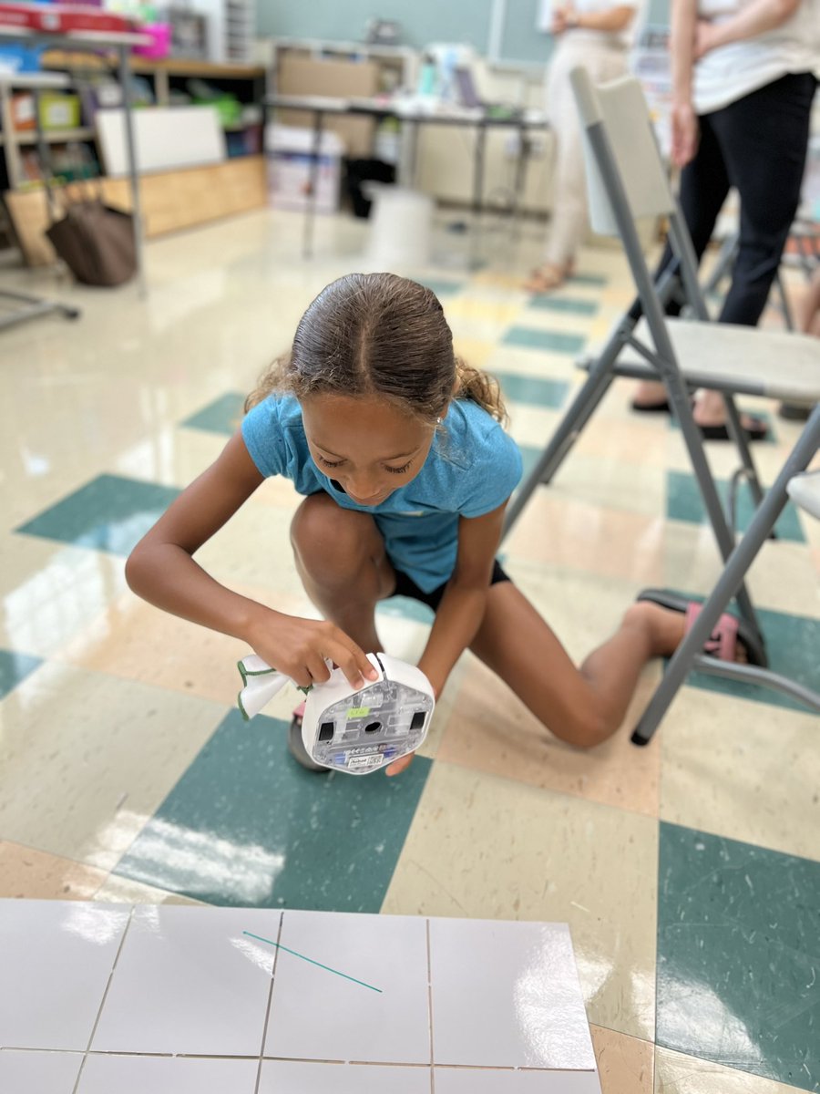 sjoyce27's tweet image. Day 4 #summerstem #stemrules #coding @LowerMerionSD