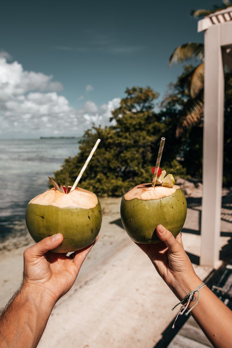 aprivateisland's tweet photo. Click the link to read why Travel + Leisure's A-list Travel Advisors included Cayo Espanto on their list of best places to celebrate a milestone birthday. https://t.co/k2Zm4IlDig 

📸: (Instagram via @xkflyaway) https://t.co/yerFU9Ct53