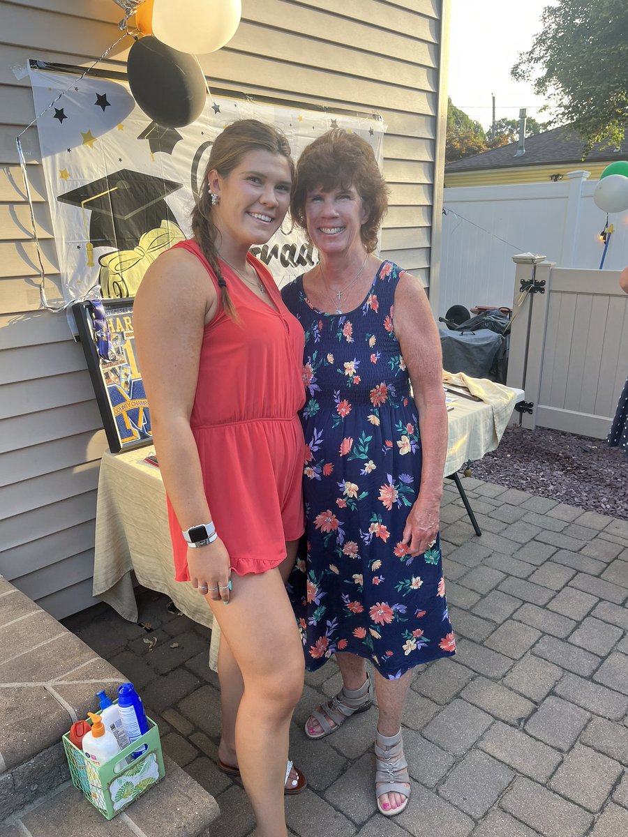 Happy birthday to the best momma in the world 🤍 I love you &amp; everything you do for me daily