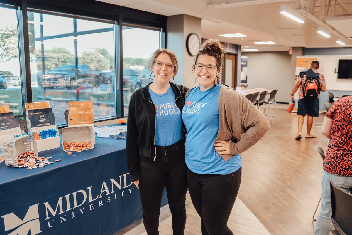 WE ❤️ PUBLIC SCHOOLS

Help us give Omaha Public Schools a warm welcome as they host over 50+ OPS English Language Learner Teachers at Midland University these two days!

#omaha #omahanebraska #omahapublicschools #teachers #education #teaching #englishlanguagelearners