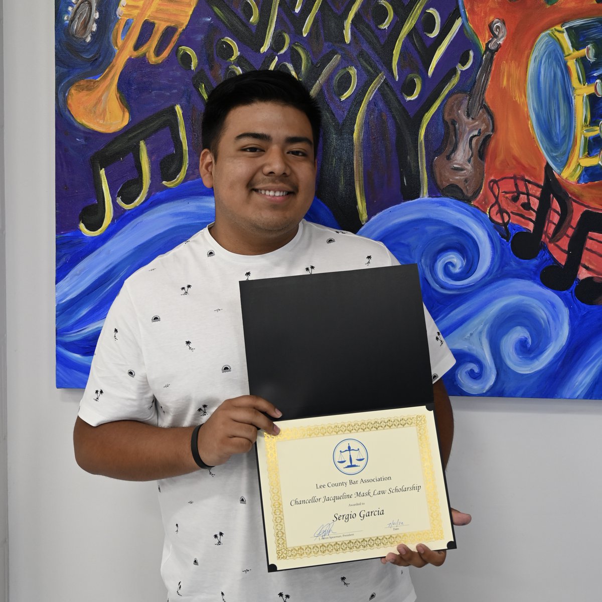 THS senior, Sergio Garcia, was one of two students awarded a $500 scholarship at the Themis Law Camp during July for his essay about his plans for a future in the field of law. Congratulations, Sergio! #GoWave #TPSD https://t.co/8ImE37Jq96