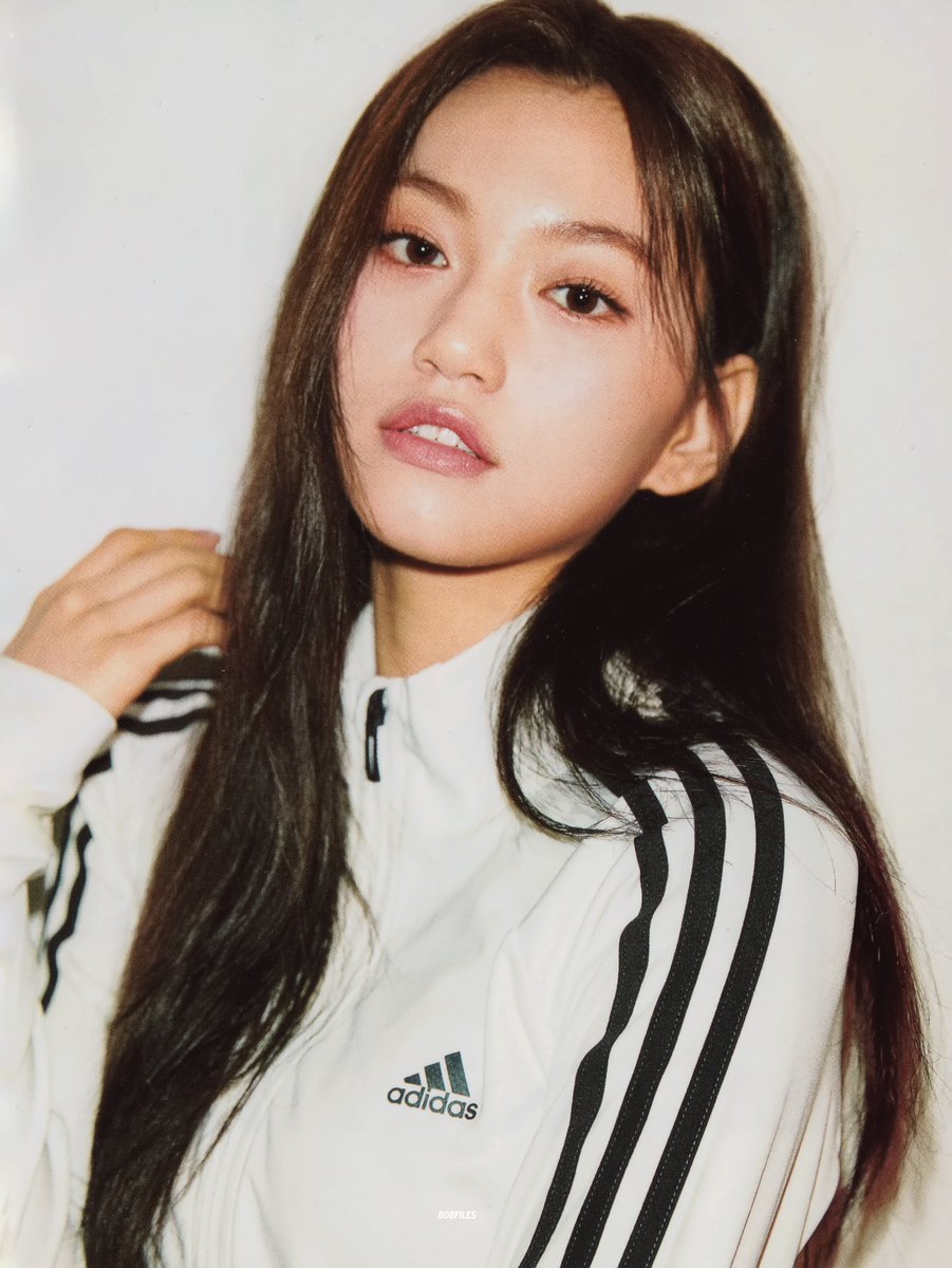 808files's tweet photo. [💾]  WEME Ver.A , ￼￼￼￼❄️🌙
#위키미키 #WekiMeki #김도연 #도연 #노효정 #루시 https://t.co/v18z1ZNbe1