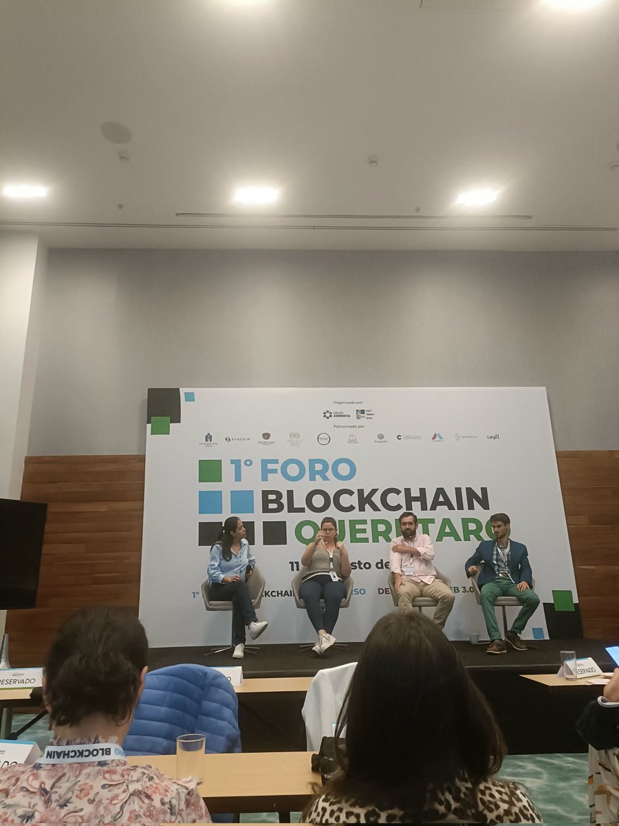 Andrea Vargas / Enrique Berrueta / Mauricio Ocampo/ Angélica del Valle dando cátedra de NFT'S, METAVERSO , GAMING y su futuro en la comunidad. #Blockchain #Queretaro