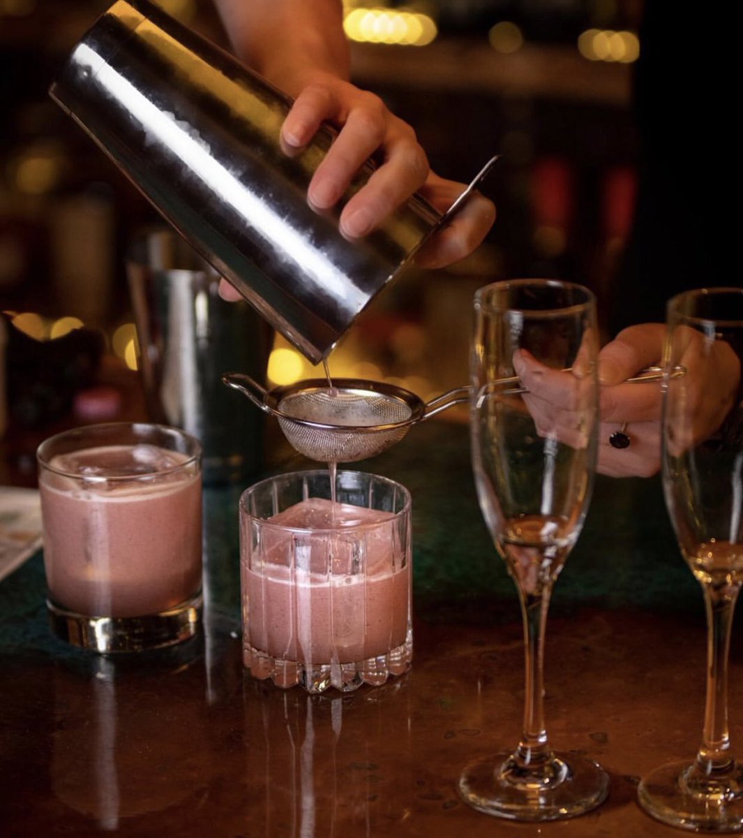 Pro Tip: Order two drinks at a time so both your hands are full and you can’t text people you shouldn’t.

#GreenFlameTequila x #FuelYourFlame