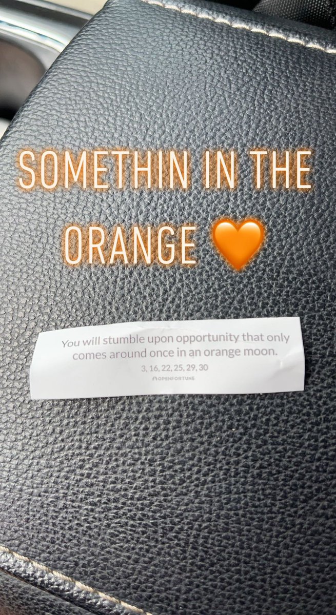 cwatt_54's tweet photo. @zachlanebryan 🧡🥰 https://t.co/SHUlWrsJJW
