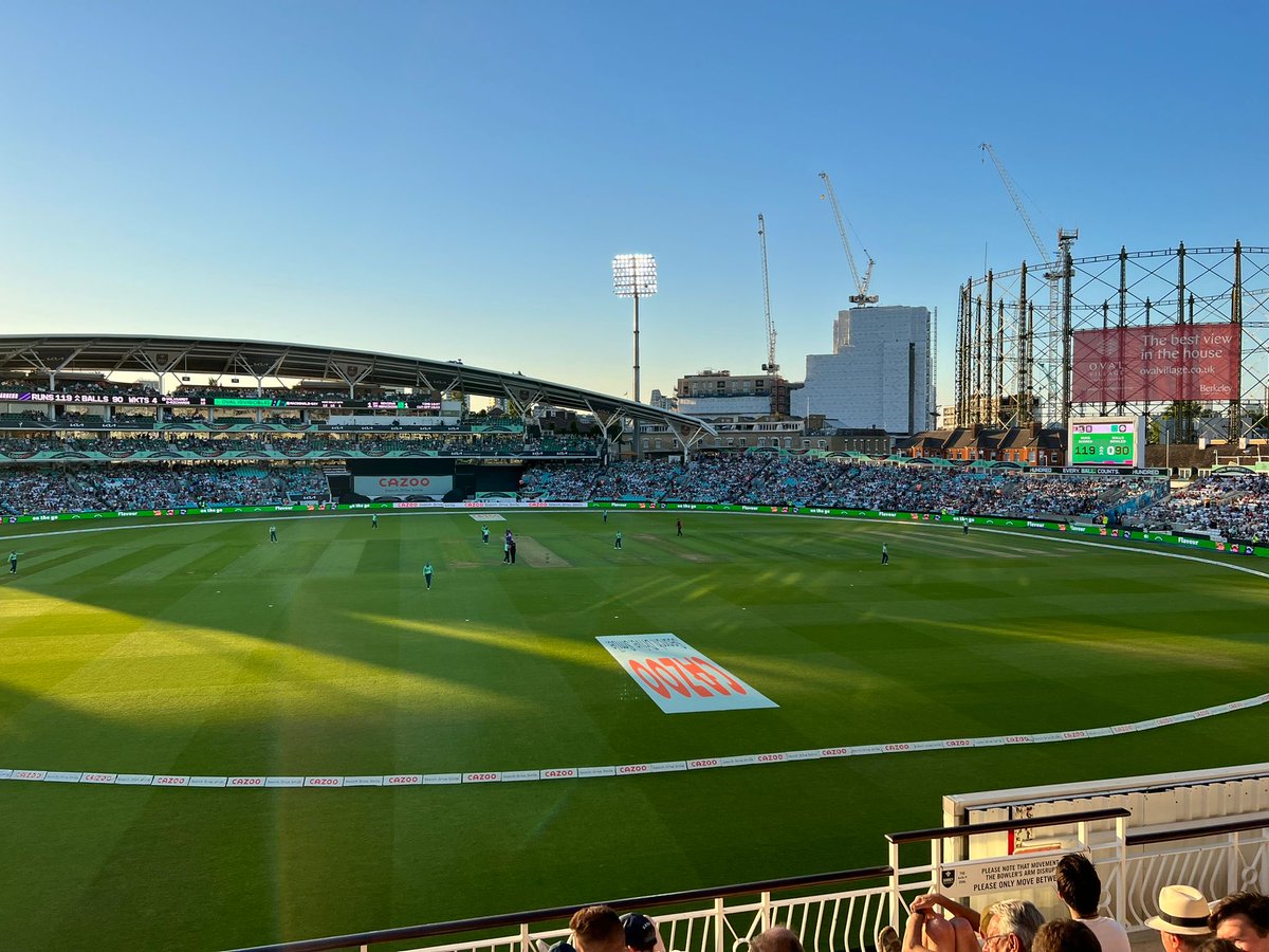 Our favourite place is looking stunning this evening.  We love seeing crowds in the Oval to watch #womenscricket  Go ⁦<a href="/HGTCInvincibles/">HGTC Oval Invincibles</a>⁩