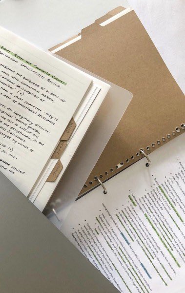 hanepsico's tweet image. ⌕ new search: #studytwt 💫

     🪴 –  hane! 
     🍂 – 2002, ela/dela, enfj
     🧠 –  universitária de psicologia 

♥︎ : análise do comportamento, neuropsicologia, notion, rotina e dicas de estudo.

↻/♡ = mutuals