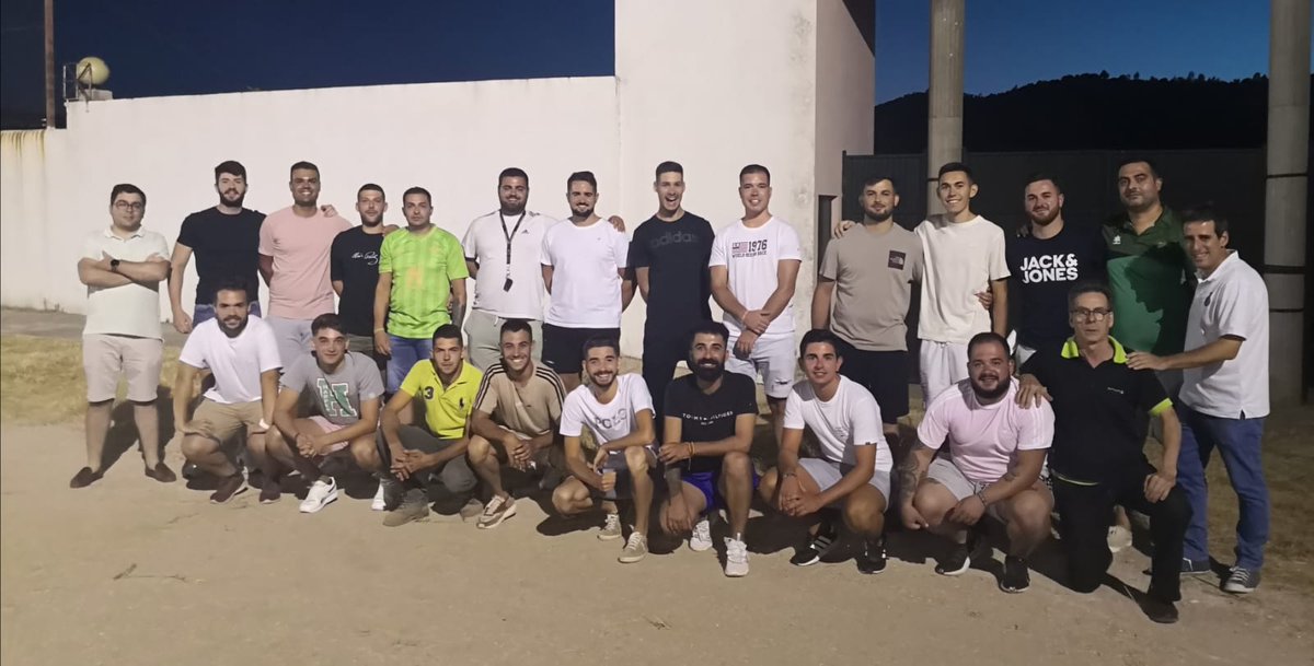 Club de Fútbol Alconchel tweet media