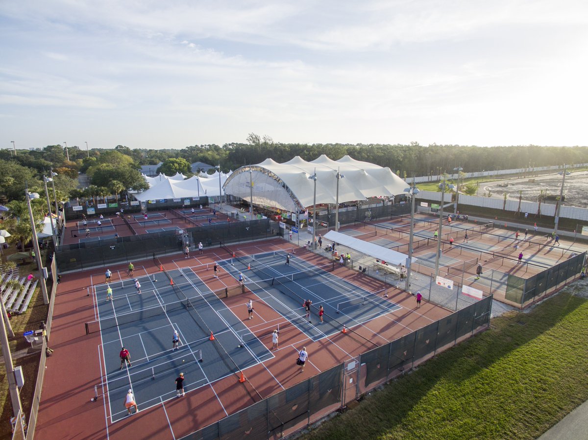 USA_SHADE's tweet photo. Whether they're playing on the court, waiting on the sidelines or sitting in the bleachers, USA SHADE will keep your guests cool. No matter the weather, shade helps visitors enjoy their time outside! #USASHADE #Pickleball #USopen

Contact us today! https://t.co/Zt8EX3Diie https://t.co/uqYcYeTtJW