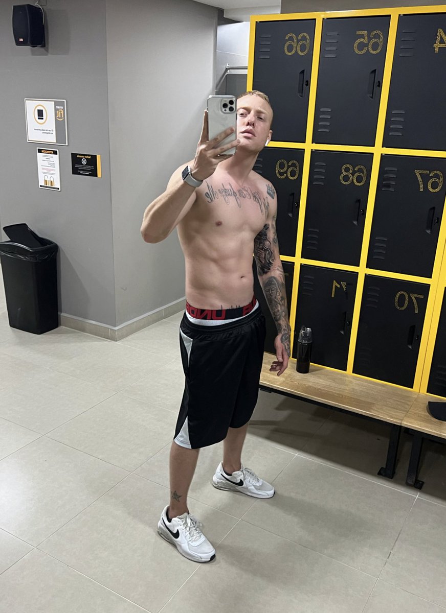yabp20's tweet photo. Voy al perfil de las primeras 20 personas que den RT 🫠👿🔥💦 https://t.co/SZD1W2G9lo