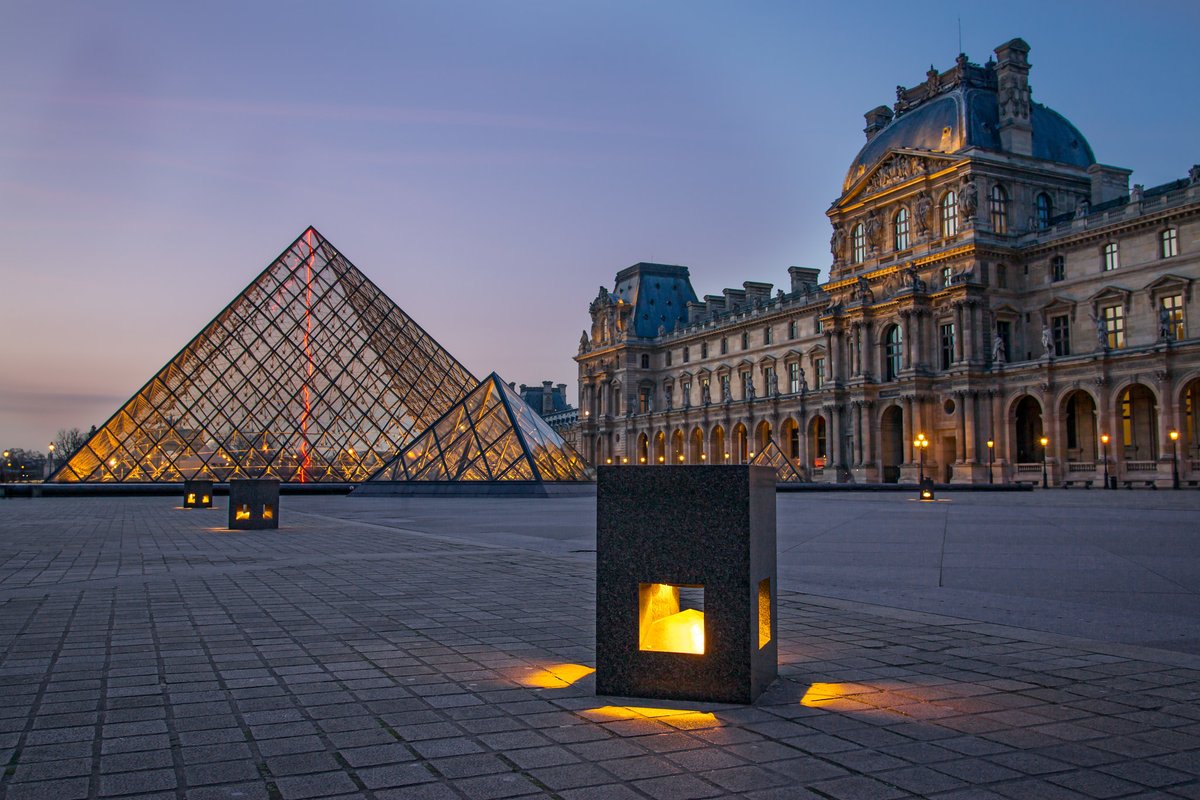 📌Enjoy an expert guide to help you navigate the beautifully decorated corridors of the museum during your tour of the Louvre
Learn the history of the Louvre itself while gaining insight into the vast collections of art that are housed within the museum

👉ow.ly/f5Sj50KfMbJ