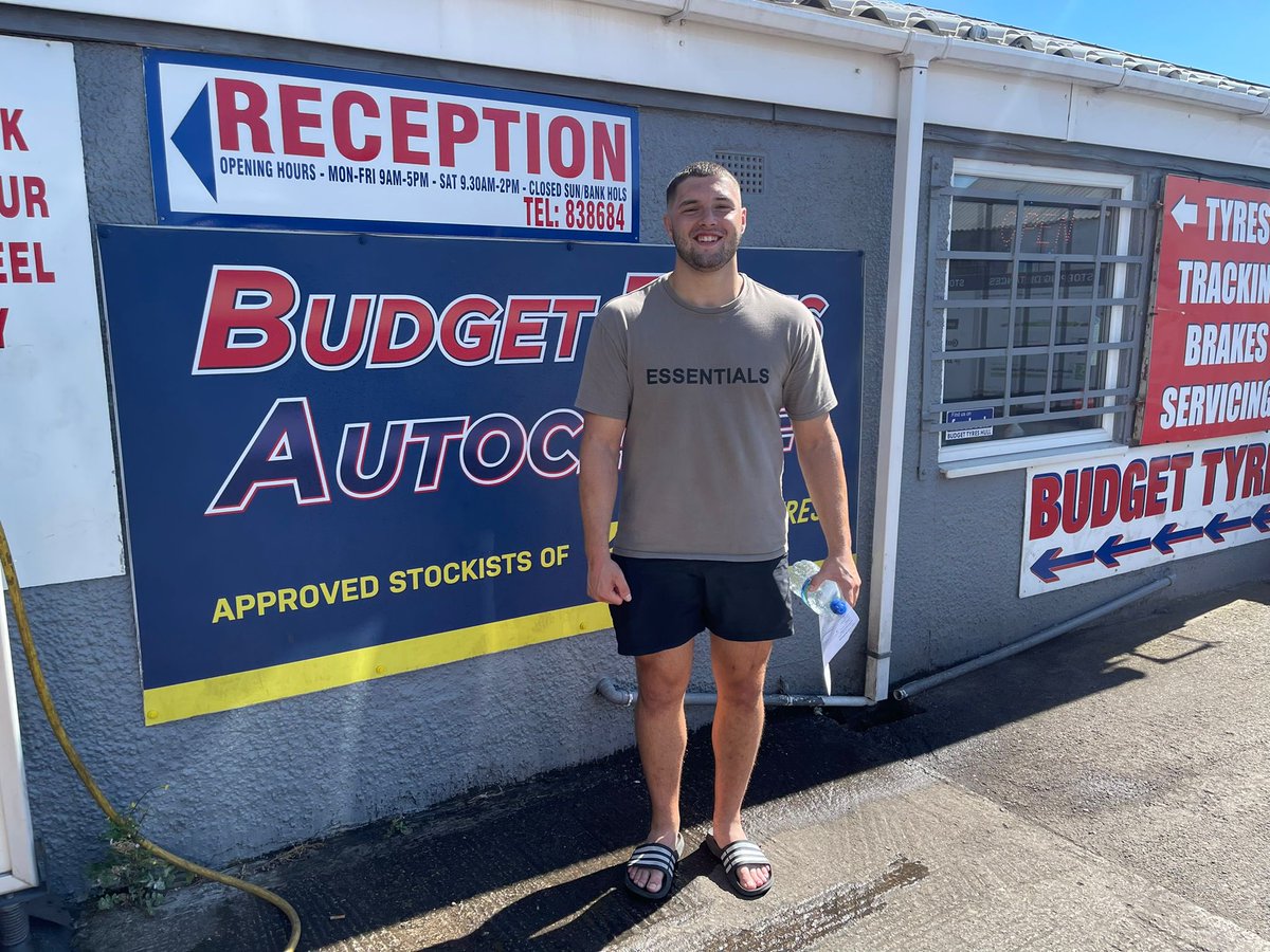 budget tyres tweet media