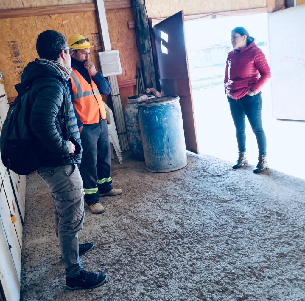 DeAfume's tweet photo. Hoy estuvimos recorriendo obras en Canelones,  charlando con equipos tecnicos y con compañeros del Sunca. Compartimos algunas fotos. Ha sido una jornada realmente muy productiva y de muchos aprendizajes. Seguiremos recorriendo otras obras en todo el pais. https://t.co/YbLr8Q0xx5