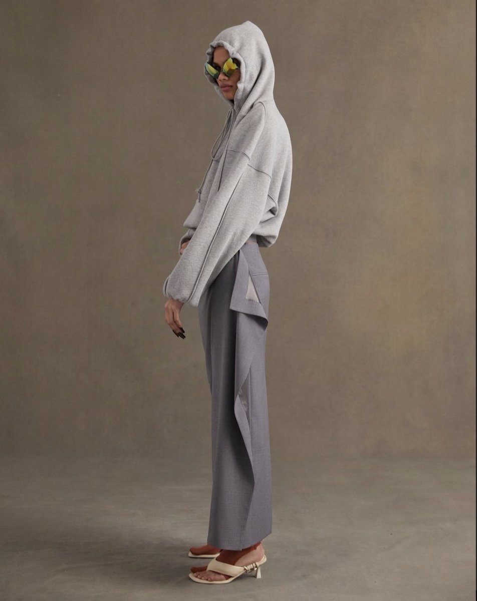 godripapp's tweet photo. SRVC Resort 2023!💧#SRVC #BORNPINK #fashion #Godrip https://t.co/E4vtJGJpKo