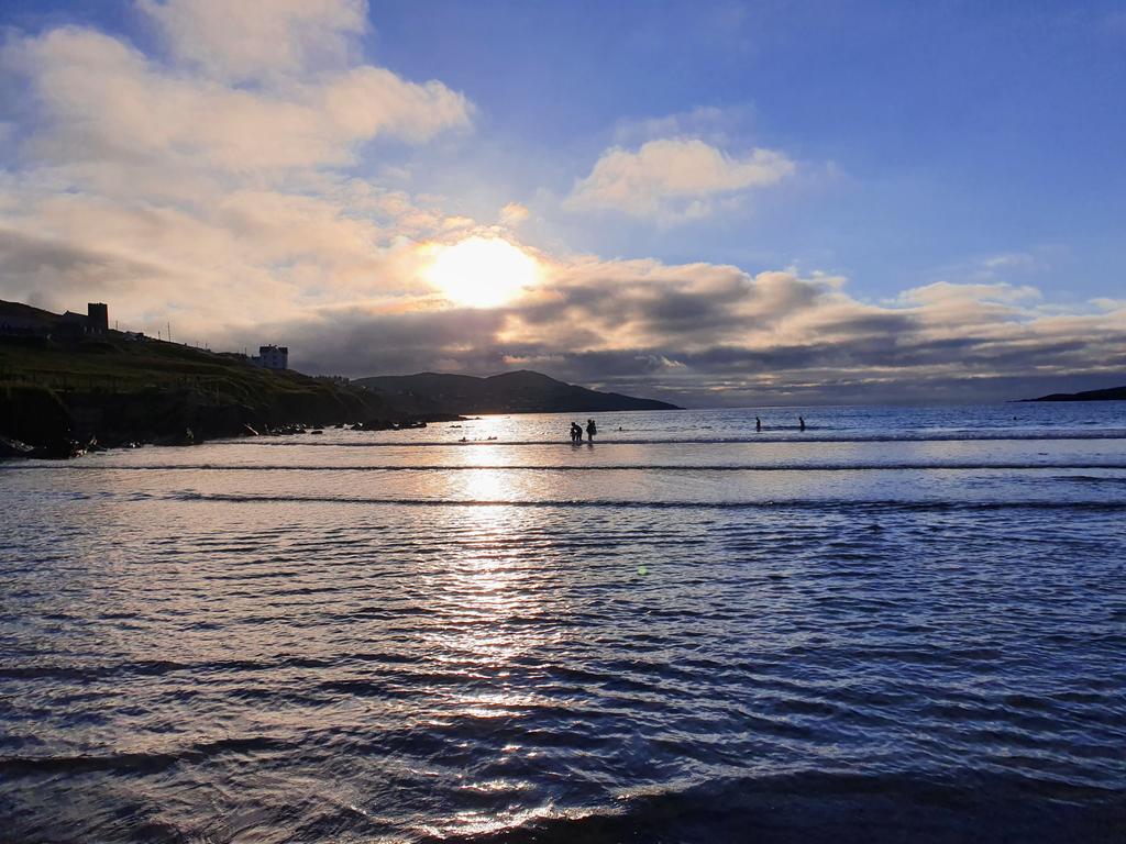 The sun gets ready to go down on another lovely day in Narin <a href="/visit_donegal/">Visit Donegal</a> <a href="/govisitdonegal/">Donegal Tourism</a> <a href="/wildatlanticway/">Wild Atlantic Way</a>