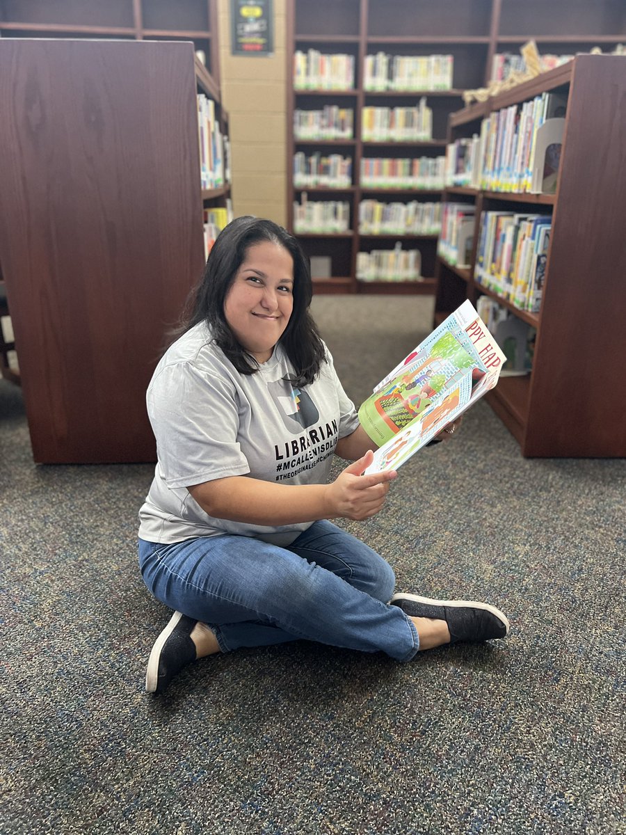 mrscontreras25's tweet photo. Professional development at its finest! #librarianlearning @AJacksonElem @annvega https://t.co/8qPq5f1sai