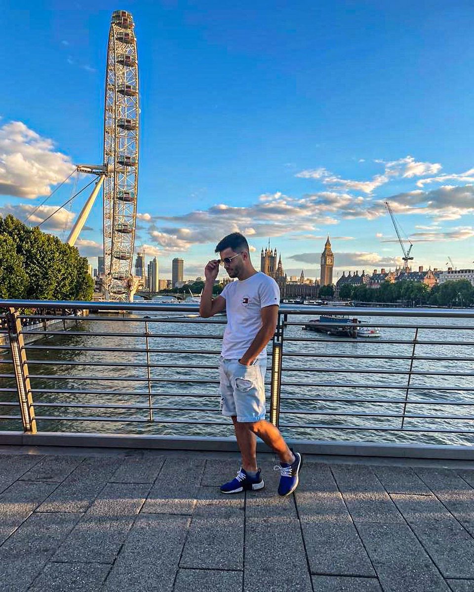 TIAGO3CARVALHO3's tweet photo. 🏴󠁧󠁢󠁥󠁮󠁧󠁿 London 🏴󠁧󠁢󠁥󠁮󠁧󠁿

📸 @pedrocarvalho7205 
🪄 @pedro_16_faria https://t.co/7FB9mggmaj