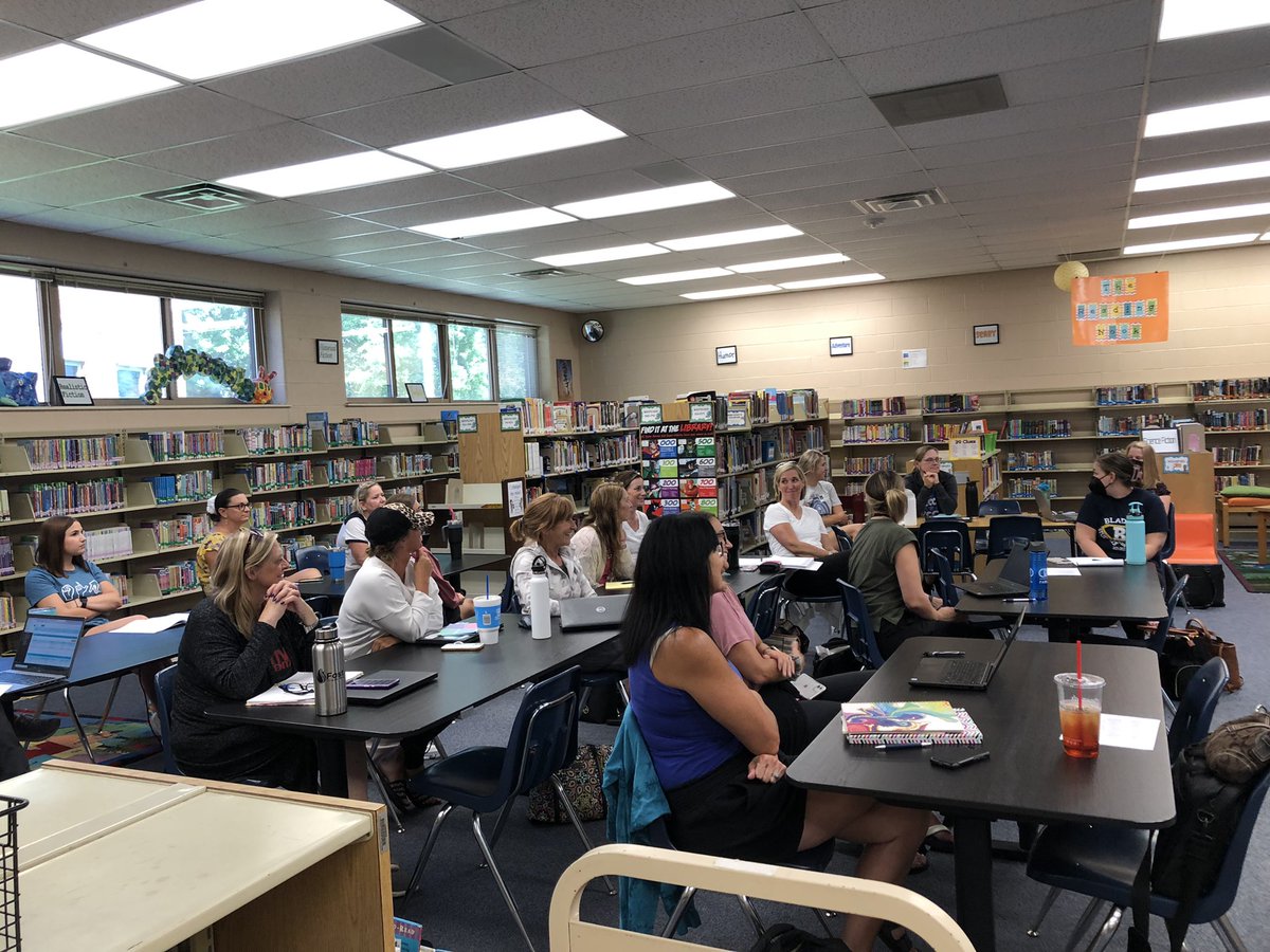 kalm71's tweet photo. Thrilled to kick off 22/23 school year with Special Education Teacher level staff- getting prepared for our students return. @MehlvilleSD #ssdmehlville #ssdlearns https://t.co/LKNja7221u