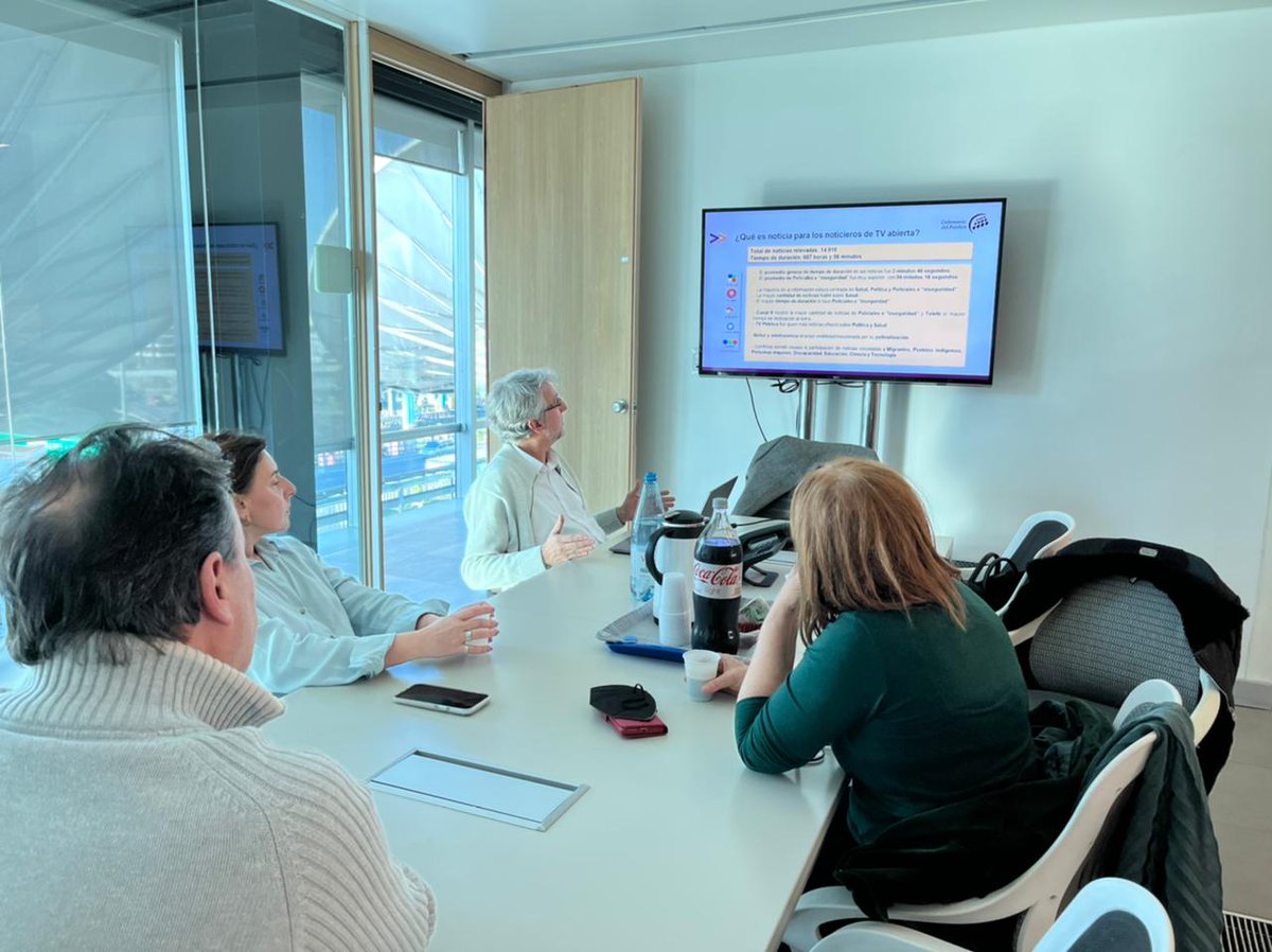 Continuamos el recorrido por canales de TV abierta para presentar los resultados del #Monitoreo2021: "Qué es noticia para los noticieros".
Hoy nos reunimos en <a href="/eltreceoficial/">eltrece</a> con Sergio Narvaiz, Coordinador General de Noticias y Lía Mormina, Editora.
#EnDefensadelasAudiencias