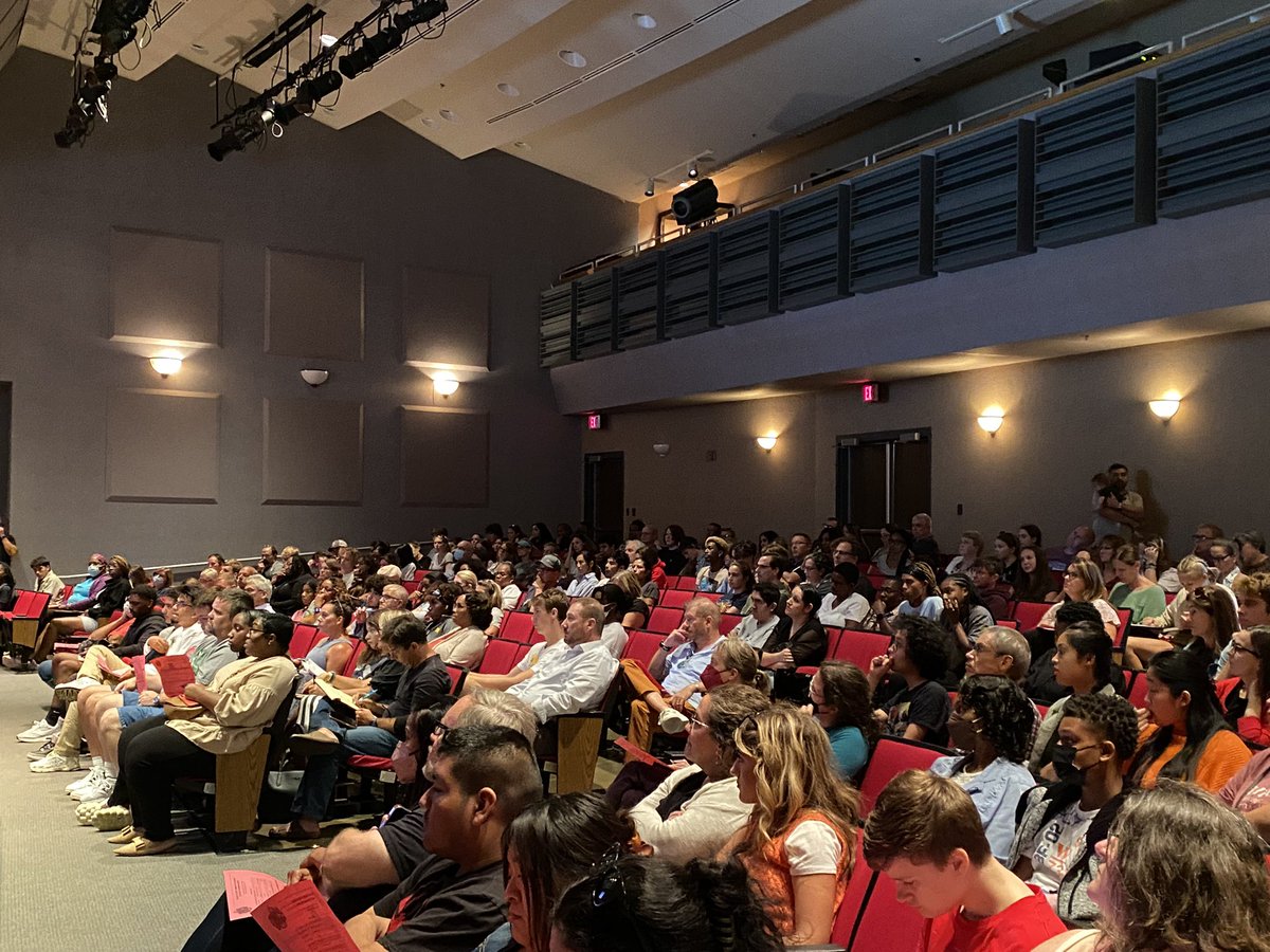 NcCounselors's tweet photo. Seniors and parents are ready to go! Packed house for College Information Night! https://t.co/VSaGl1E1OO
