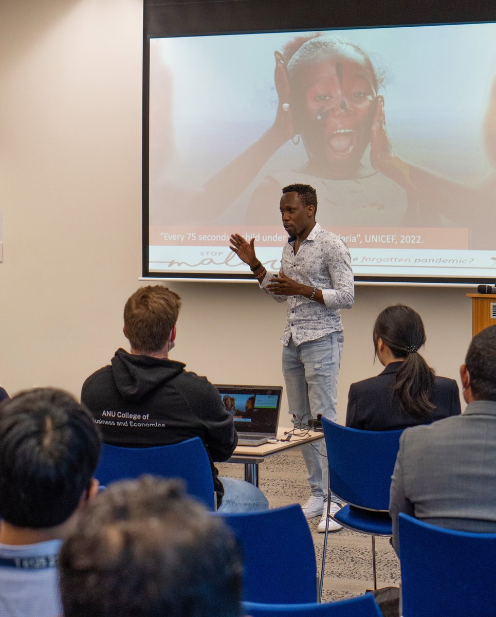 ANU_Research's tweet photo. We are having *so much fun* with #3MT so far this year. The College finals have been knocking it out of the park. 
Do you have your ANU Final tickets yet?? Get in quick people... https://t.co/djYuZtXKz2 https://t.co/Ba6HucWQhu