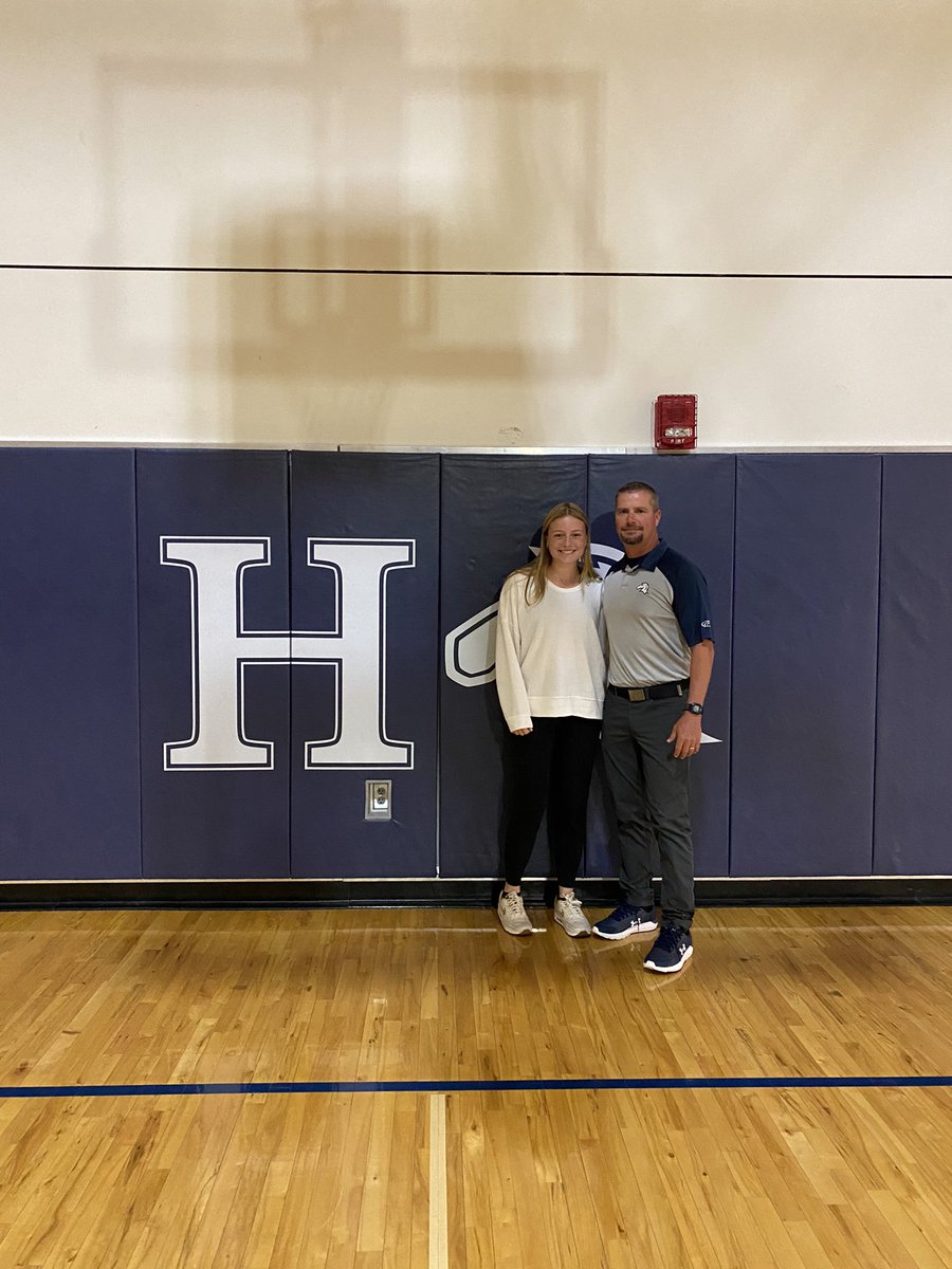Thank you <a href="/Kyle_coachK/">Kyle Gross</a> for an awesome visit and camp this week!! I absolutely loved learning about Hillsdale softball and exploring the campus! <a href="/HCSBCHARGERS/">Hillsdale College Softball</a> @Stlchaos04