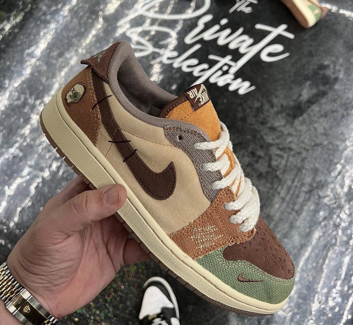 nicekicks's tweet photo. “Voodoo” Air Jordan 1 Lows ☠️ @Zionwilliamson https://t.co/2wItl0UJN7