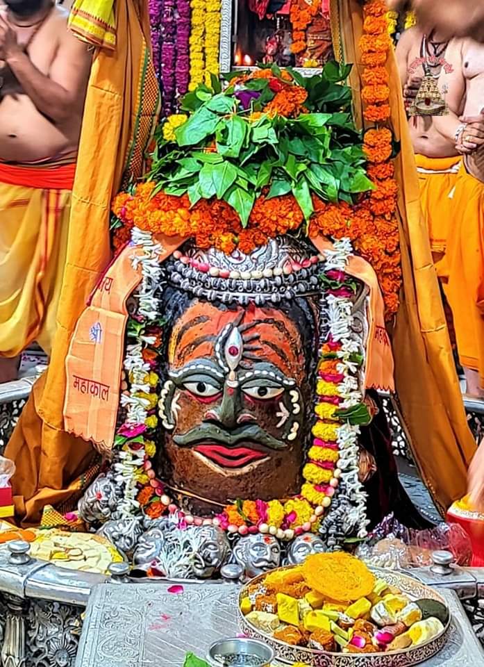 🙏🌹 *जय श्री महाकाल*🌹🙏
*श्री महाकालेश्वर ज्योतिर्लिंग का आज का  भस्म आरती श्रृंगार दर्शन*
🔱 *12अगस्त 2022 (शुक्रवार)*🔱
<a href="/BJP4MP/">BJP Madhya Pradesh</a> <a href="/BJP4India/">BJP</a>
