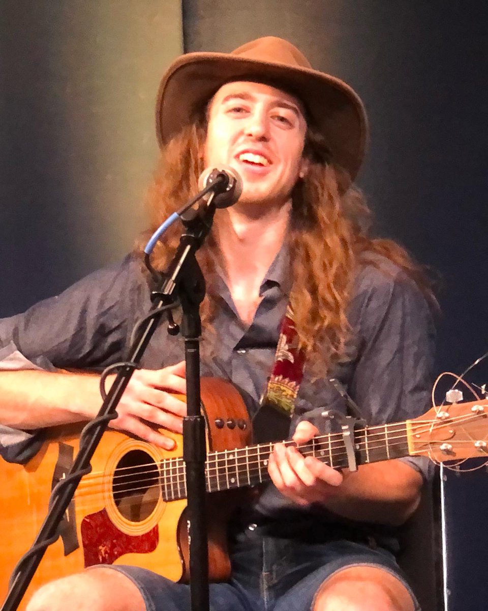 WSCR streaming on the web tweet media