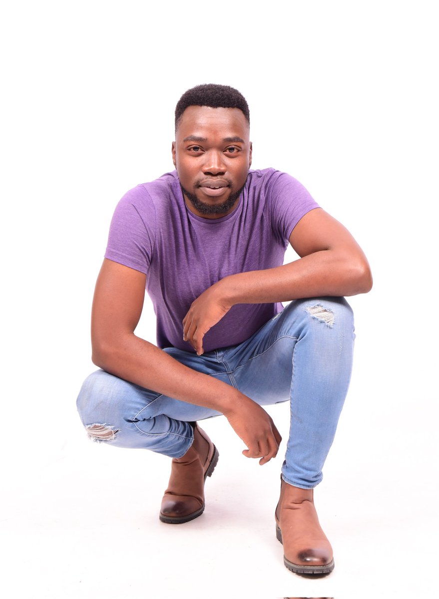 blaqtronic's tweet photo. #xihuhuri is now out 🚨on all digital stores, please support your G by sharing this post and streaming my new song , inside the link below 😁❤️🔥🙏 

https://t.co/OwD1WfpUZP

#afrohousemusic  #BlaqTronic https://t.co/9641hVljAa