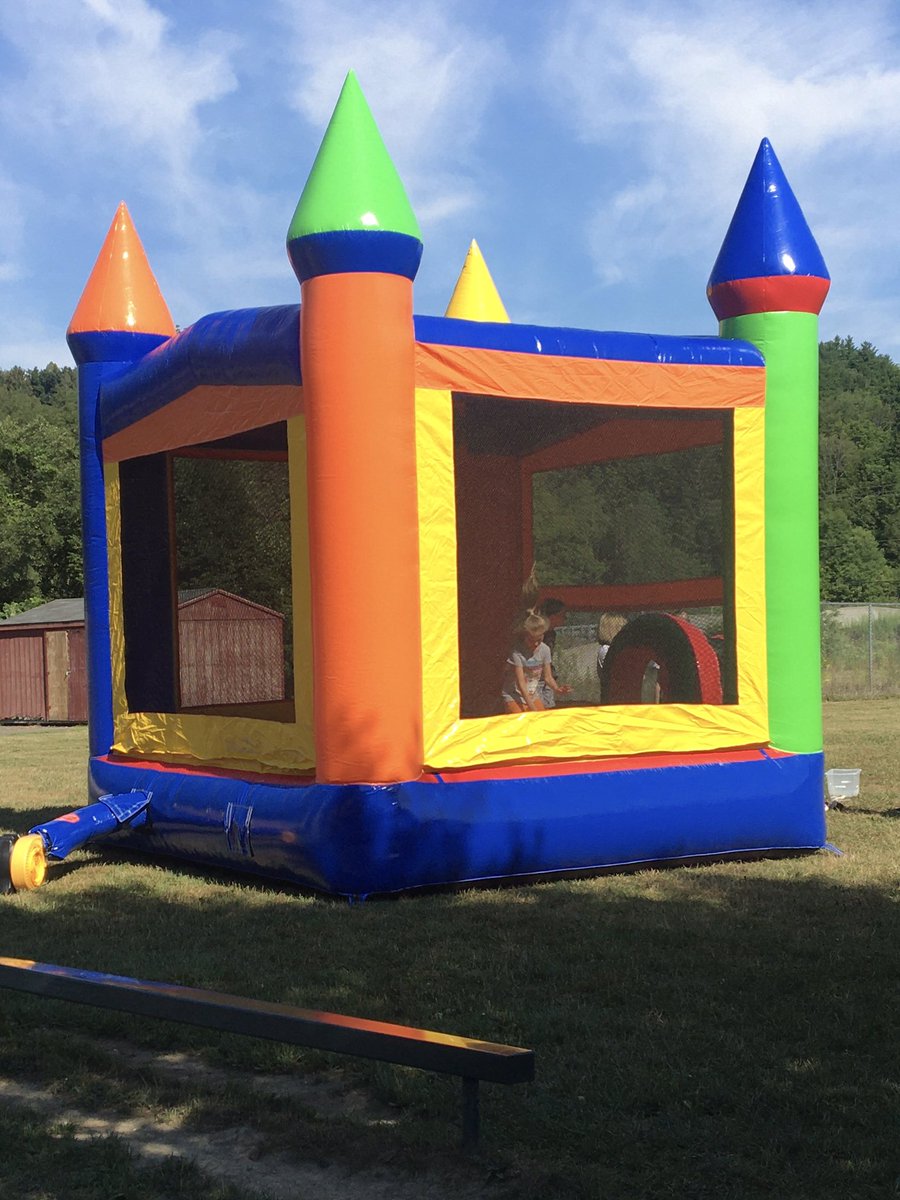 NDeLaney83's tweet photo. Such a fun last day of Summer School. We all loved our “Field Day” stations. #LeapGrant #SummerSchool #SVEPantherPride https://t.co/lIodNYHUHn