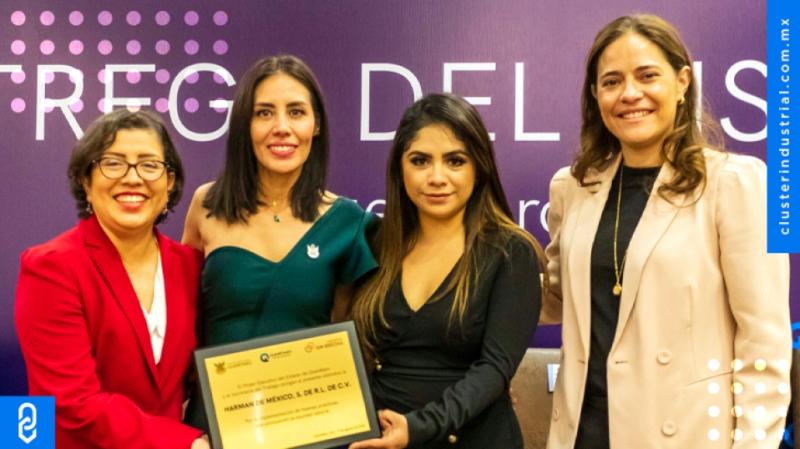 ClusterIndustri's tweet photo. #Querétaro 🌎
8 empresas de la industria automotriz queretana fueron reconocidas con el distintivo #SinBrecha, el cual reconoce sus acciones en pro de empoderar a las mujeres y reducir la brecha laboral.
Nota: https://t.co/KMLDqSfTax
@autoqrocluster https://t.co/ww5ArjPP58