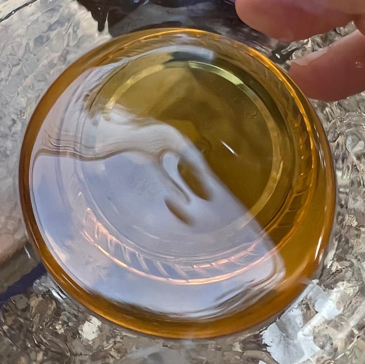 MarkOldman's tweet photo. dump out an $8,000 bottle of wine? 😳 this 05 #DRC #Montrachet suffered from premature oxidiation -- aka the dreaded "#premox" -- a flaw in which ageworthy white #burgundy turns brown-gold, smells like sherry, and has a sour, flat taste. https://t.co/UAToykbOfK