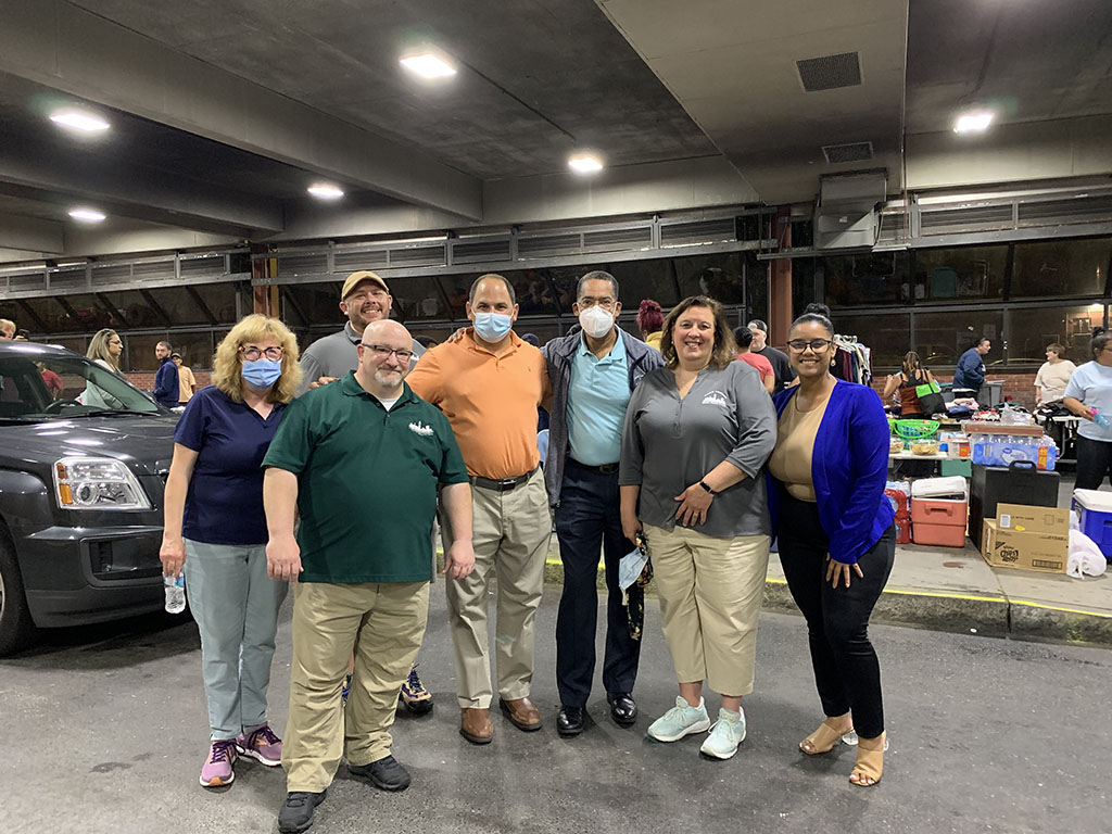 GLFHC's tweet photo. 1/2 SHARING A MEAL. We are so grateful to @TheMovementFam1 for inviting @GLFHC to their weekly dinner. It was truly inspirational, and we made many new friends while enjoying a meal together. #NHCW2022 #valuechcs #PatientAppreciationDay @MassLeague @NACHC https://t.co/Ifwo0pxKLG