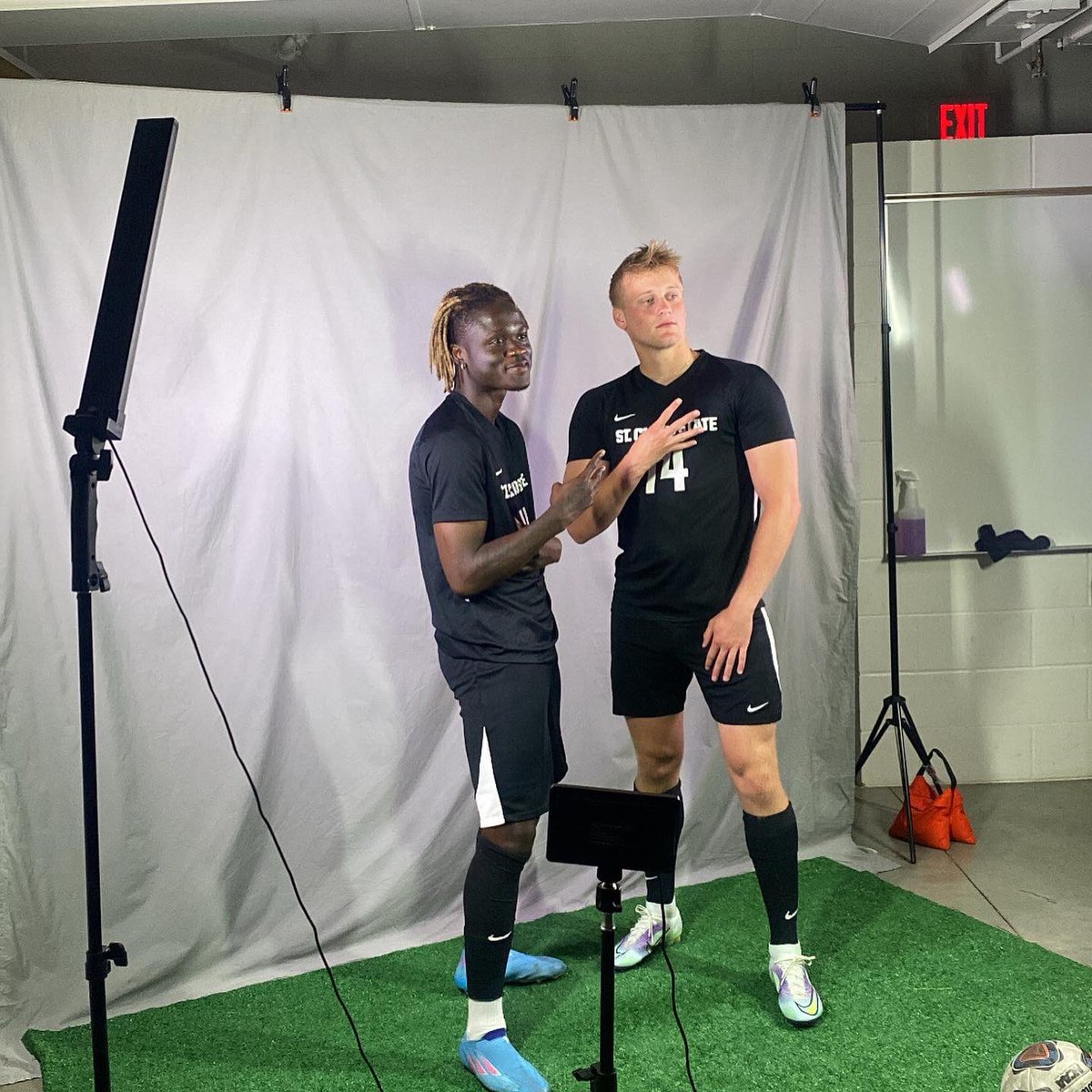 SCSUMSOCCER's tweet photo. Media Day Special 🐾

#GoHuskies https://t.co/h8xFhInC5j