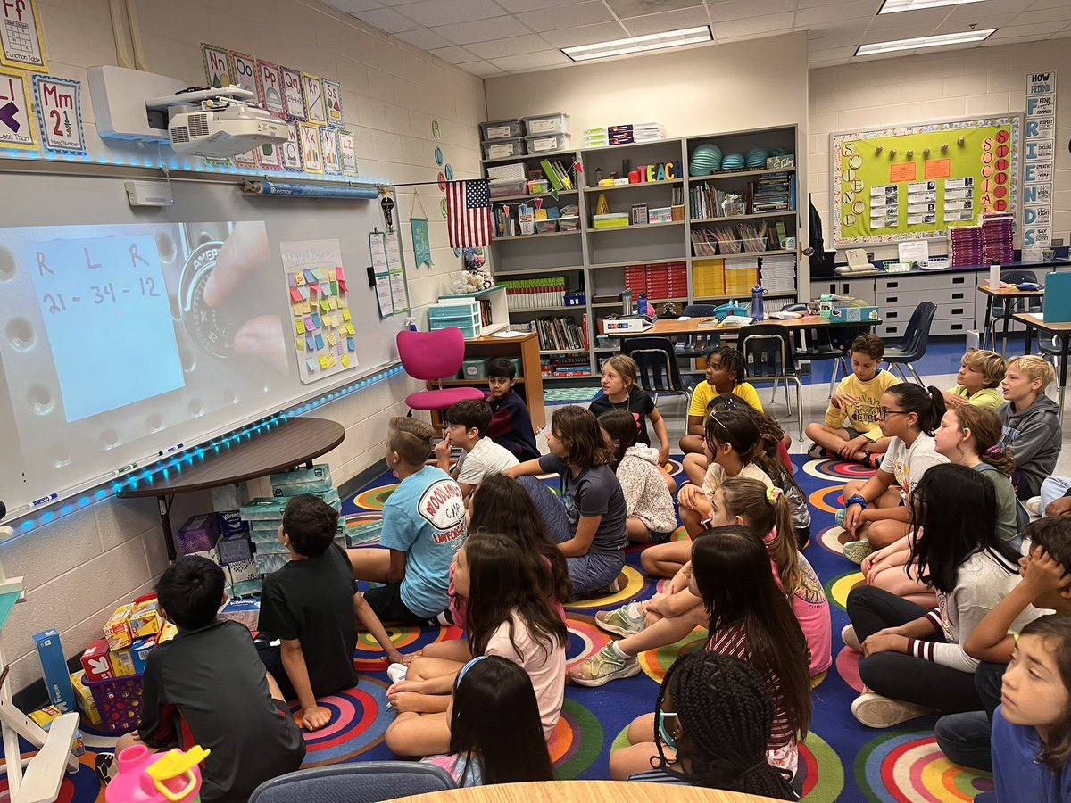 Erika Smith tweet media