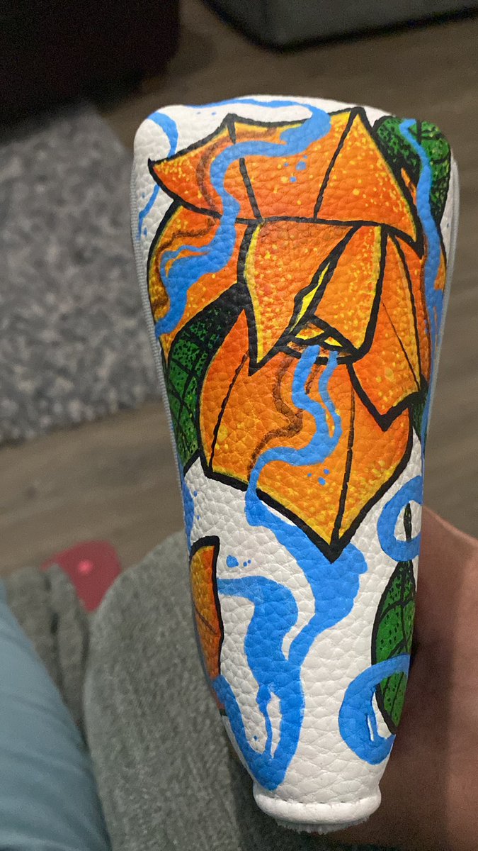 LGGolf37's tweet photo. Cheers @woodysworld23 for this one of a kind, quality putter cover. It’s awesome👍🏼 #golf #shankers #golflife https://t.co/o9tQj0Ast6
